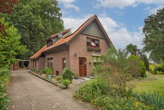 Lattrop-Breklenkamp - Bergvennenweg 3 en 5